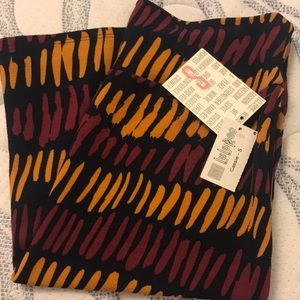 Brand new with tags Lularoe Cassie skirt.